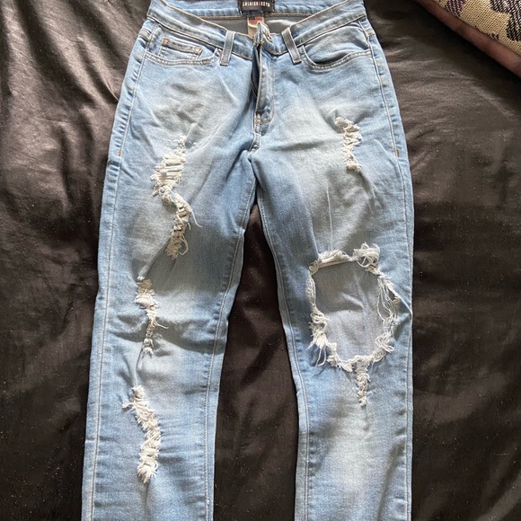 Fashion Nova Jeans - Picture 2 of 2